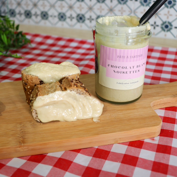 tartine de pâte à tartiner chocolat blanc
